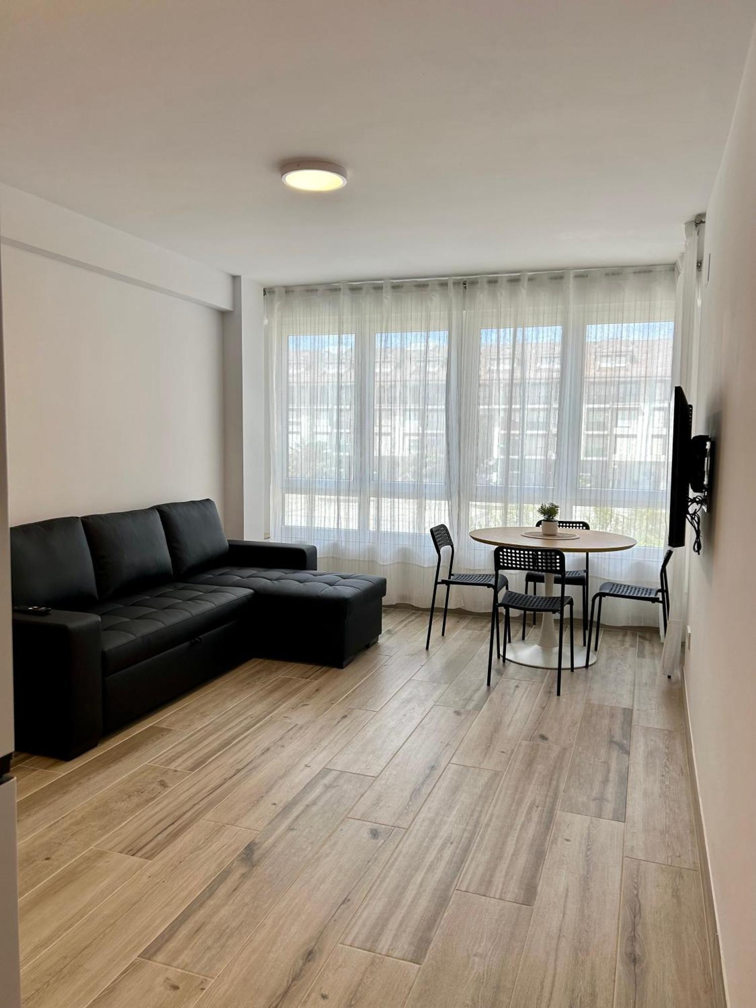 Apartamento Plaza De La Villa Playa Trengandin โนฮา ภายนอก รูปภาพ